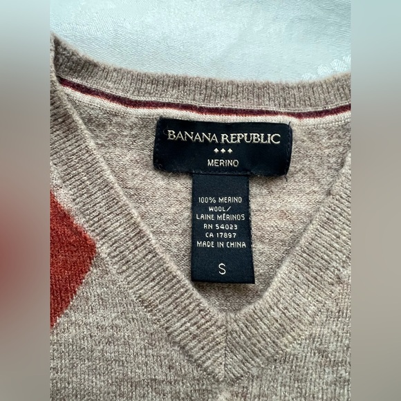 Banana Republic ladies argyle sweater, size S. - Picture 4 of 6